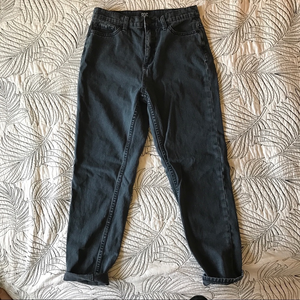 Urban Outfitters Mom Jeans